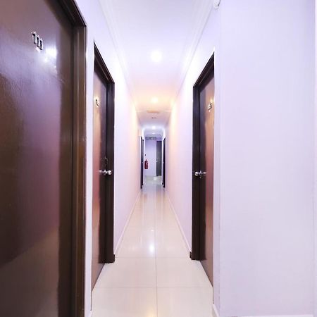 Oyo 90235 Hotel Inap Sri Gombak Batu Caves Экстерьер фото